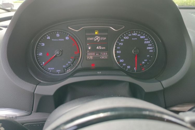 Audi A3 2016 car image #14