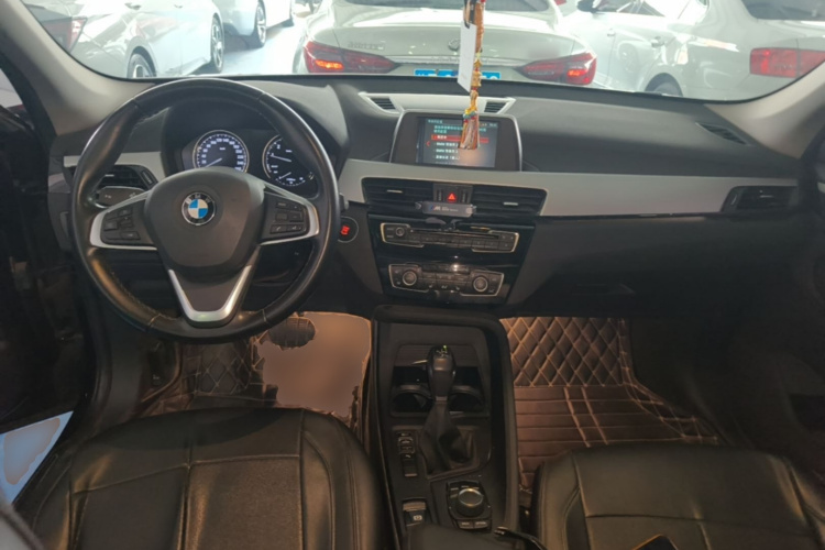 BMW X1 2019 #10 BMW X1 2019 car image #10