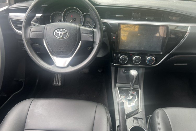 Toyota Corolla 2018 #16 Toyota Corolla 2018 car image #16