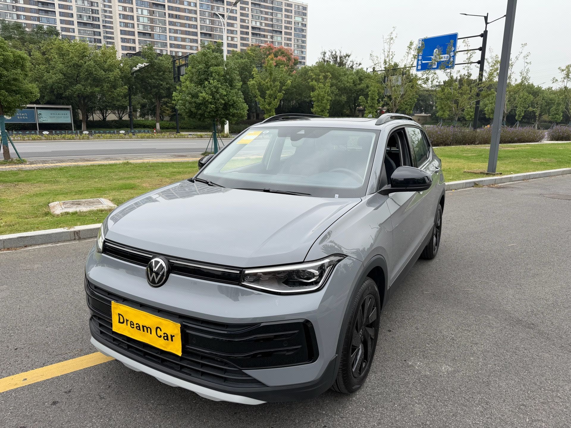 Volkswagen Tharu 2025 Volkswagen Tharu 2025 car image