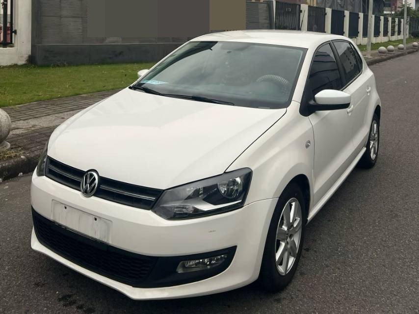 Volkswagen Polo 2013 car image 