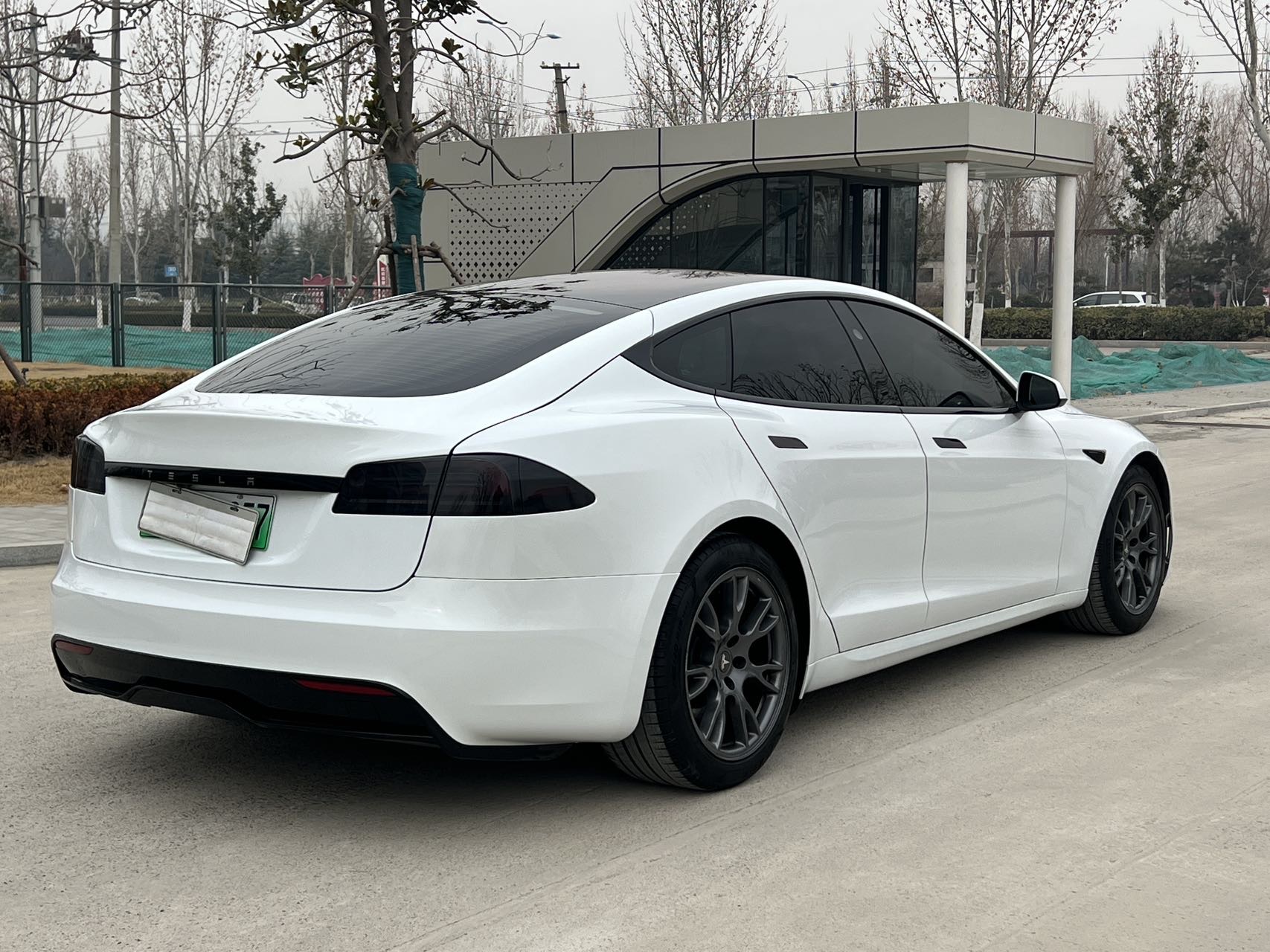Tesla Model S 2023 #7 Tesla Model S 2023 car image #7