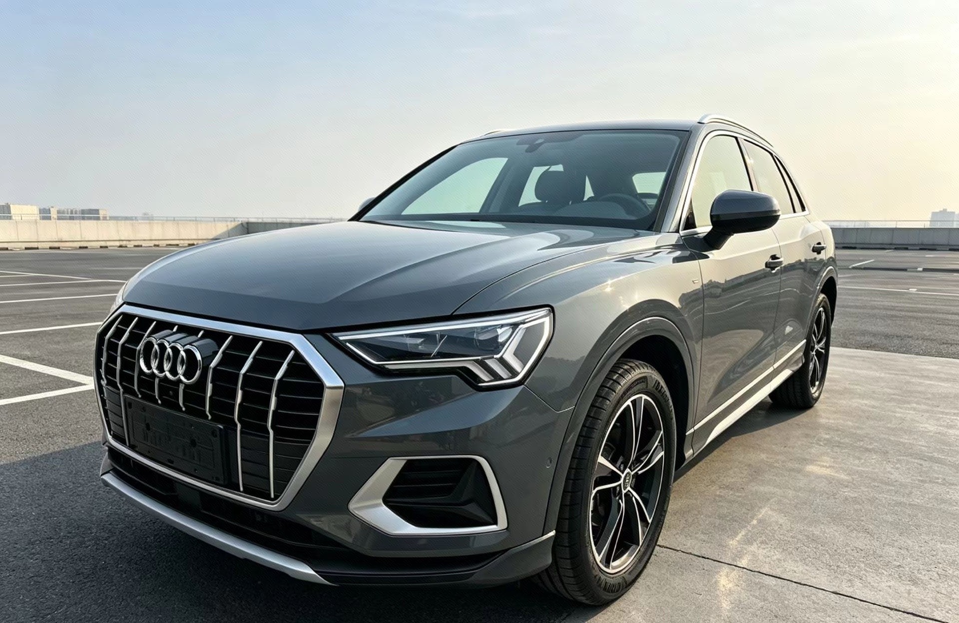 Audi Q3 2022 Audi Q3 2022 immagine di auto