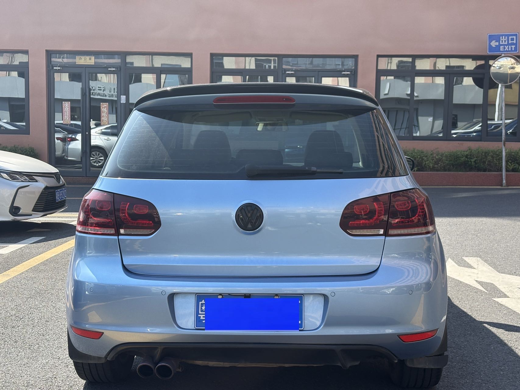 Volkswagen Golf 2010 #5 Volkswagen Golf 2010 car image #5