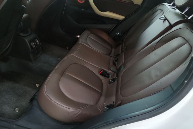 BMW X1 2018 car image #17