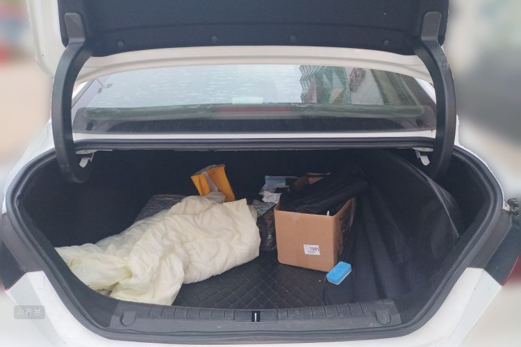GEELY Binray 2019 car image #21