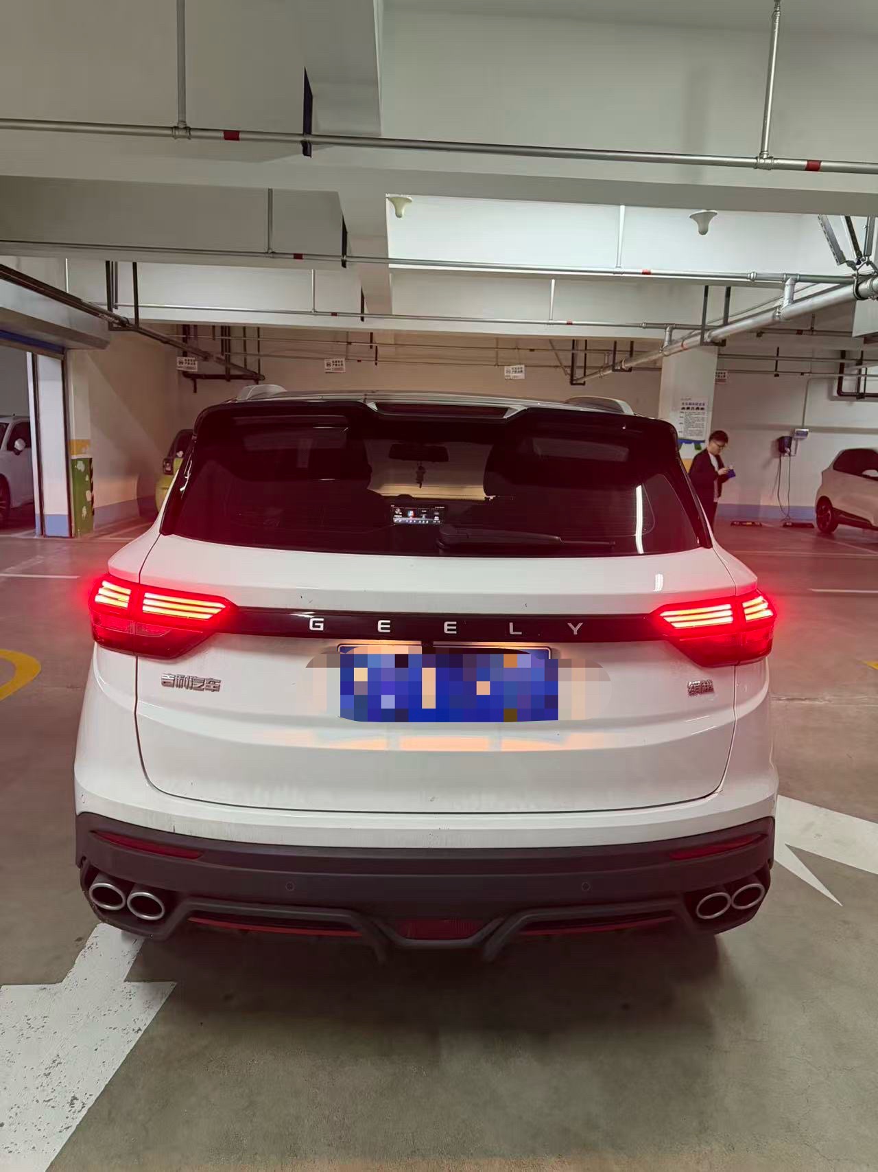 GEELY Coolray 2022 изображение автомобиля #3