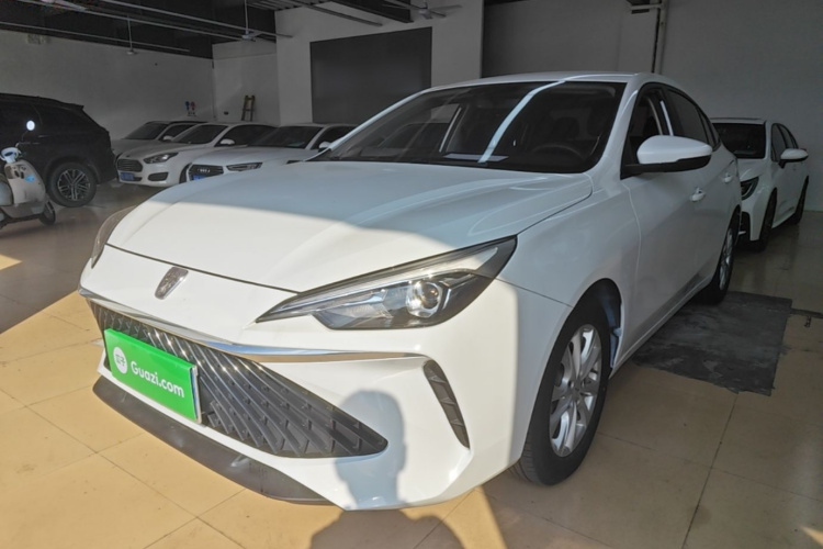 Roewe i5 2023 #2 Roewe i5 2023 car image #2