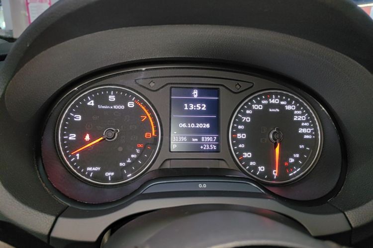Audi A3 2020 car image #12
