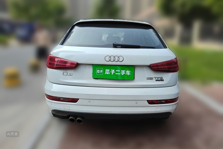 Audi Q3 2016 car image #6