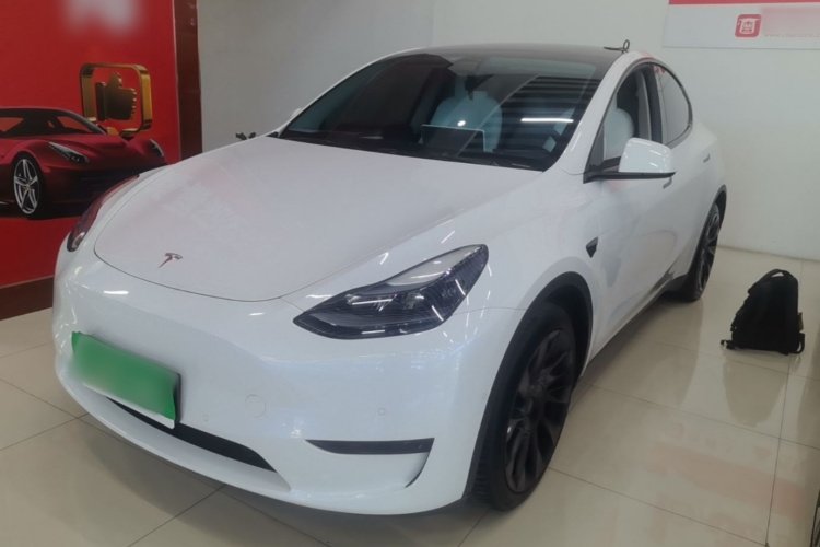 Tesla Model Y 2022 #2 Tesla Model Y 2022 car image #2