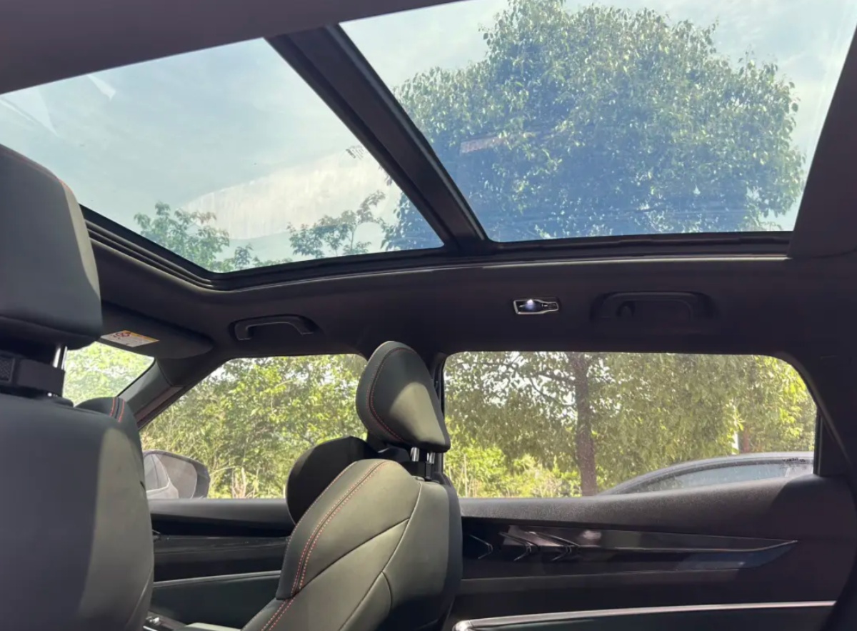 GEELY Boyue 2023 car image #6
