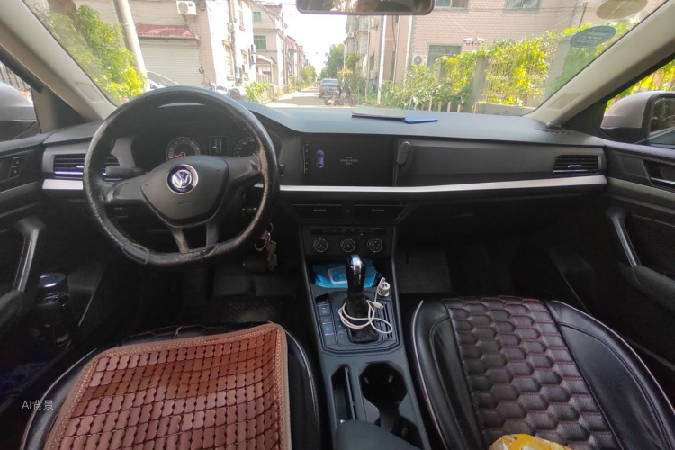 Volkswagen Lavida 2018 car image #11