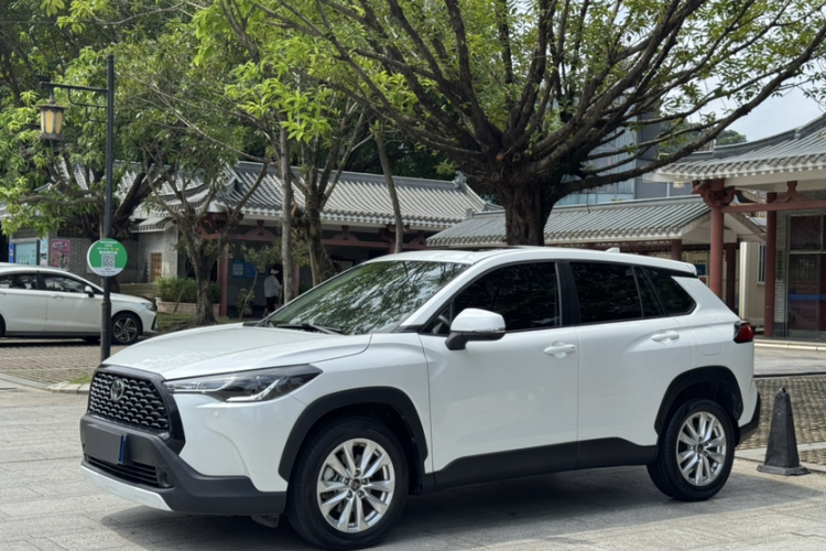 Toyota Corolla Cross 2022 car image #2