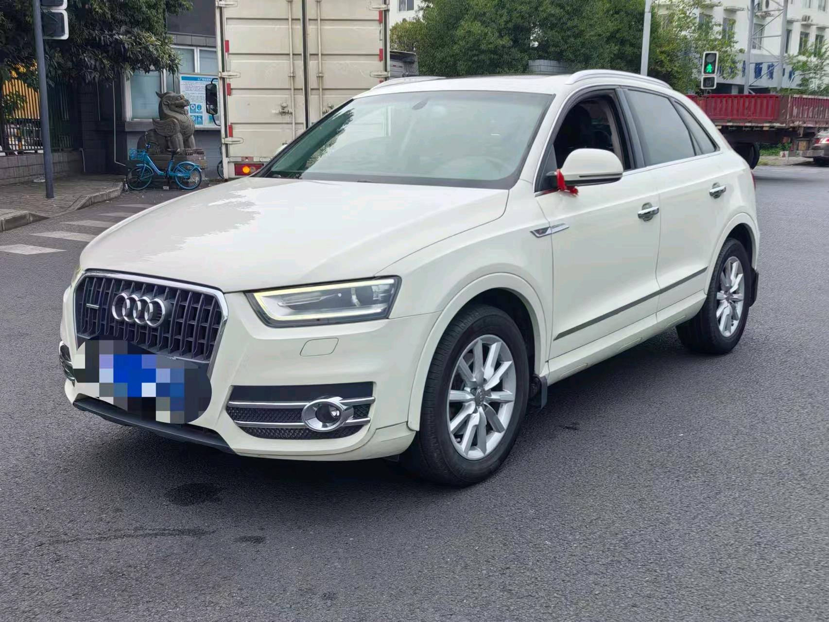 Audi Q3 (Imported) 2013 Audi Q3 (Imported) 2013 car image