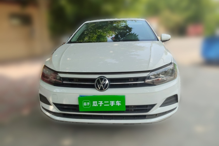 Volkswagen Polo 2023 car image #3