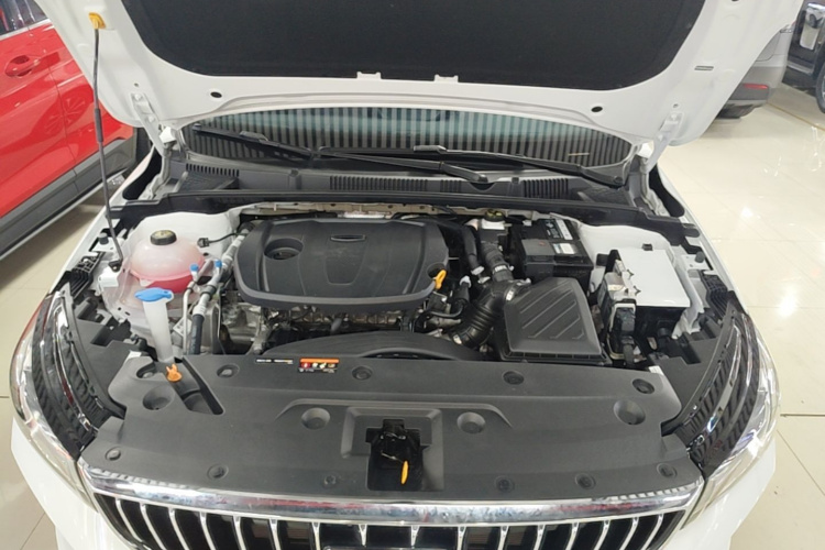 GEELY Emgrand 2025 #20 GEELY Emgrand 2025 car image #20