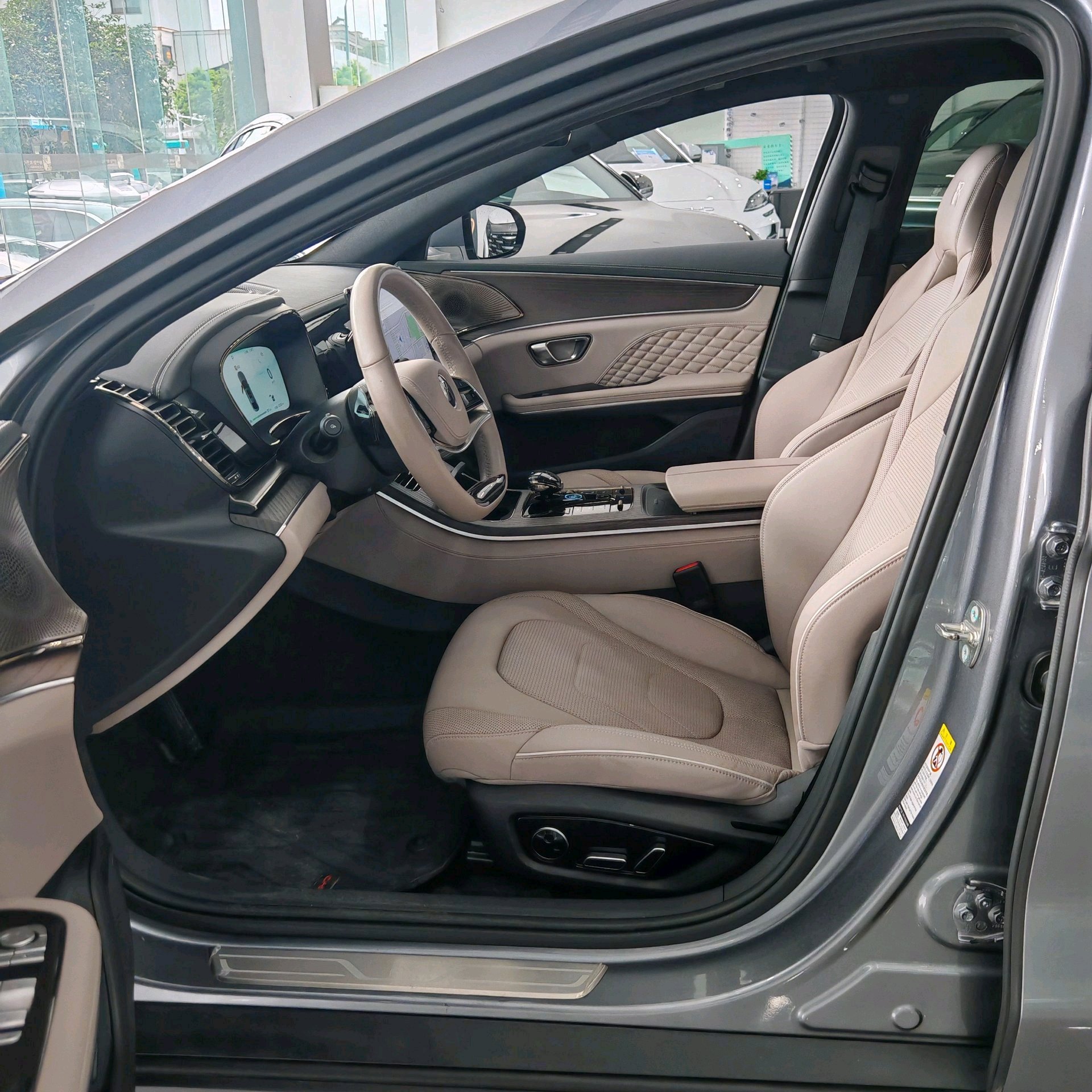BYD Han 2024 imagem de carro #12