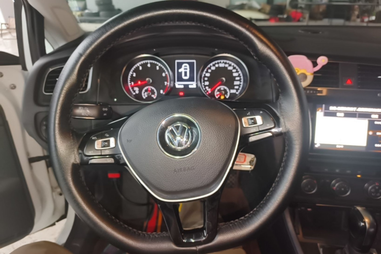 Volkswagen Golf 2019 #15 Volkswagen Golf 2019 car image #15
