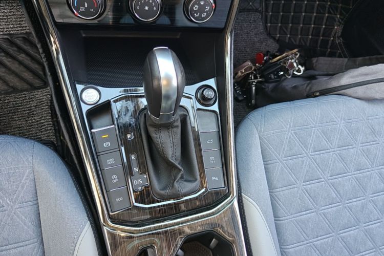 Volkswagen Lavida 2023 car image #14