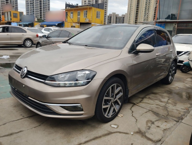 Volkswagen Golf 2018 car image 