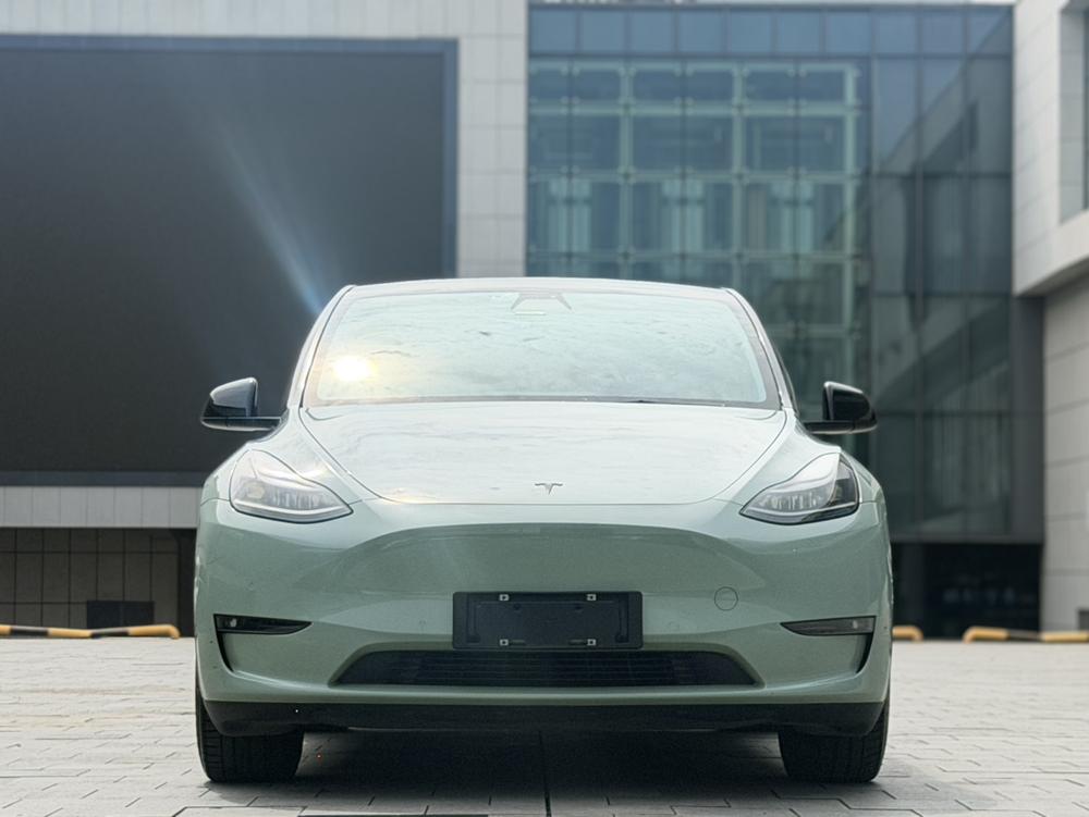 Tesla Model Y 2021 #2 Tesla Model Y 2021 صورة سيارة #2