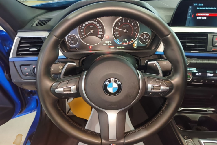BMW 3 Series 2019 #15 BMW 3 Series 2019 car image #15