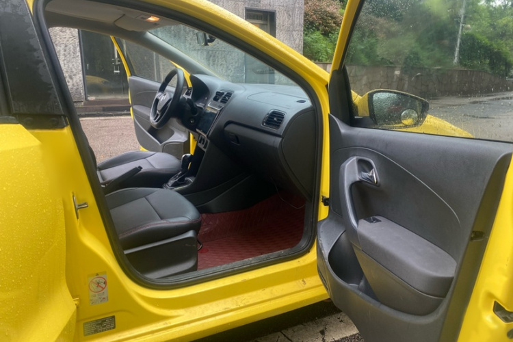 Volkswagen Polo 2017 #12 Volkswagen Polo 2017 car image #12