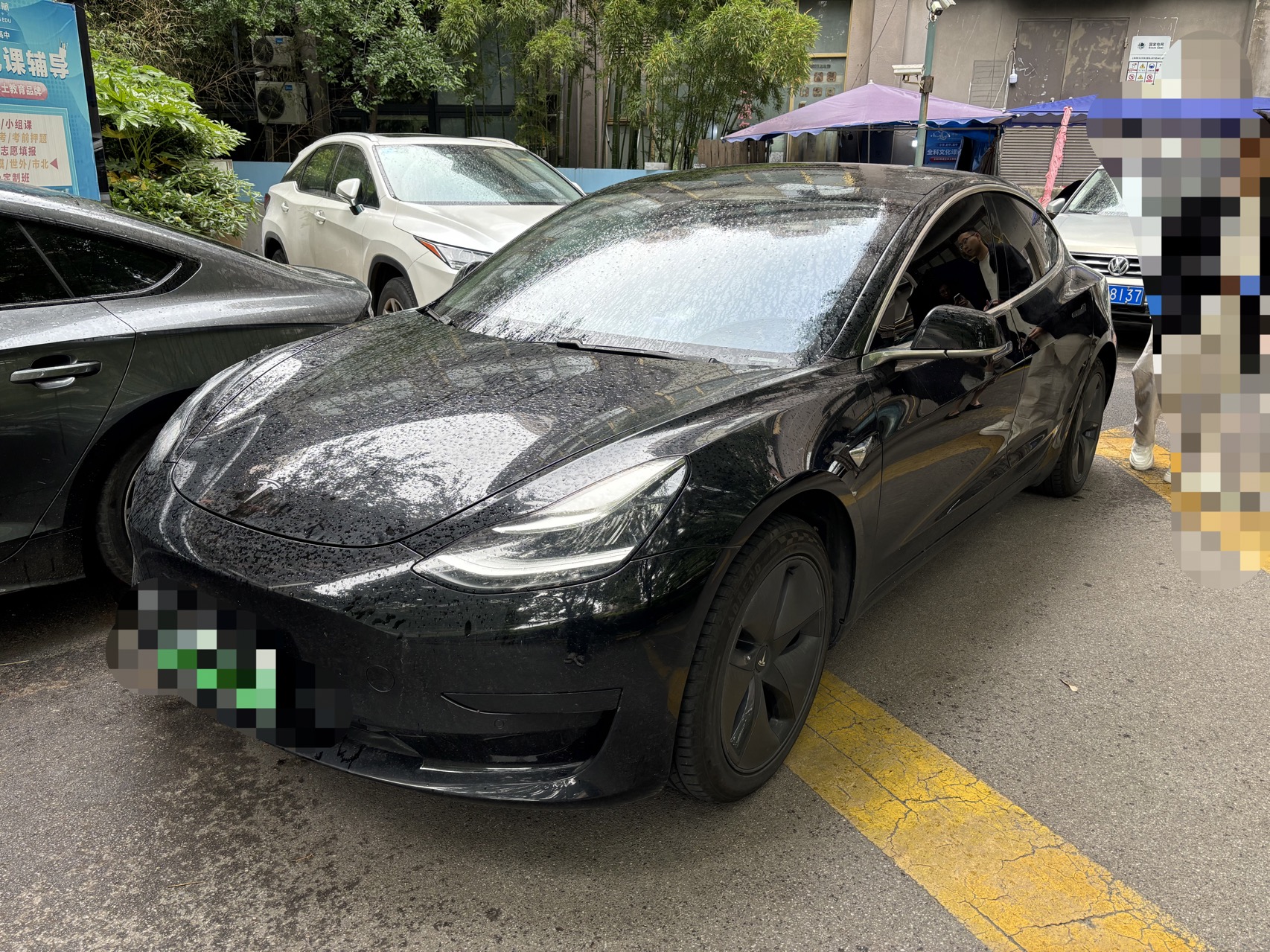 Tesla Model 3 2020 car image 
