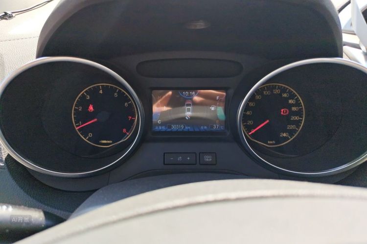 BYD Yuan 2016 car image #13