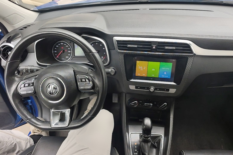 MG ZS 2017 #10 MG ZS 2017 car image #10
