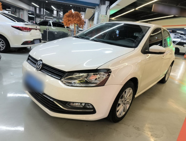 Volkswagen Polo 2014 Volkswagen Polo 2014 car image