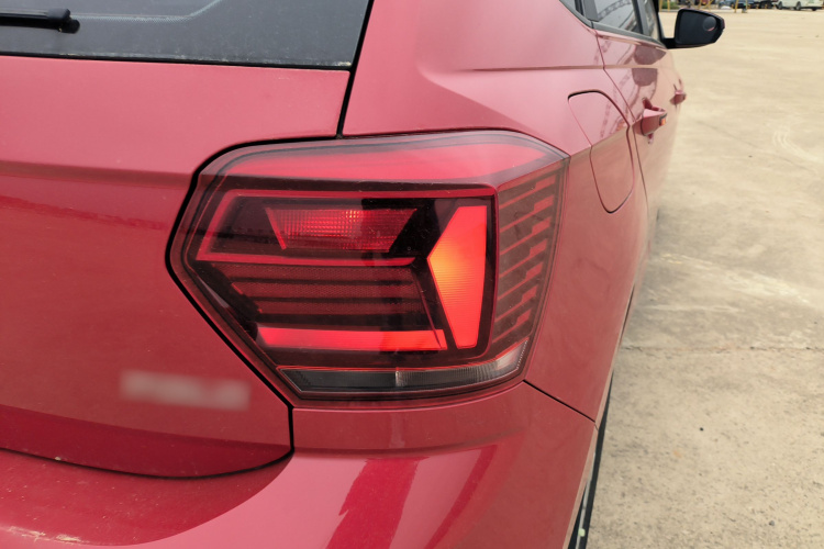 Volkswagen Polo 2021 car image #8