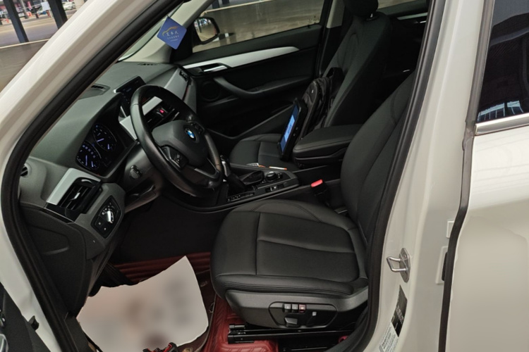 BMW X1 2019 #19 BMW X1 2019 car image #19