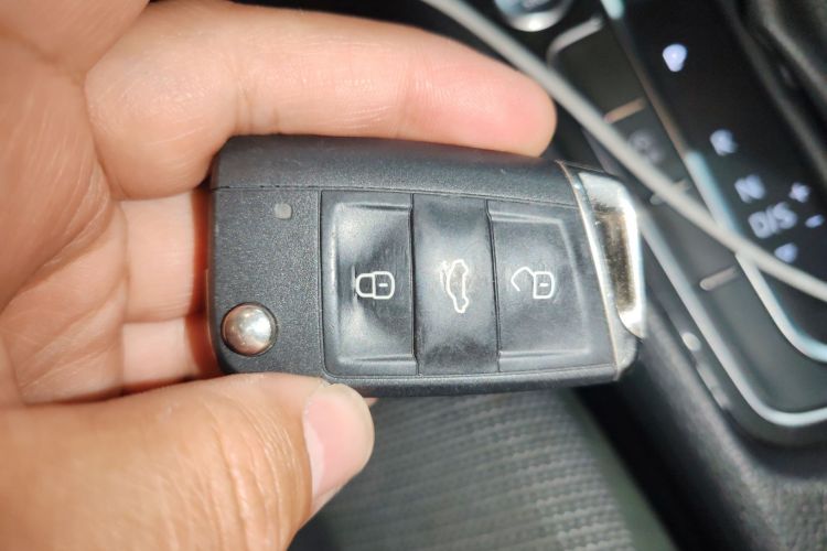 Volkswagen Golf 2020 изображение автомобиля #12