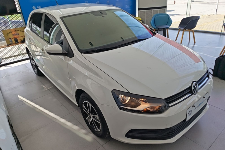 Volkswagen Polo 2019 #4 Volkswagen Polo 2019 car image #4