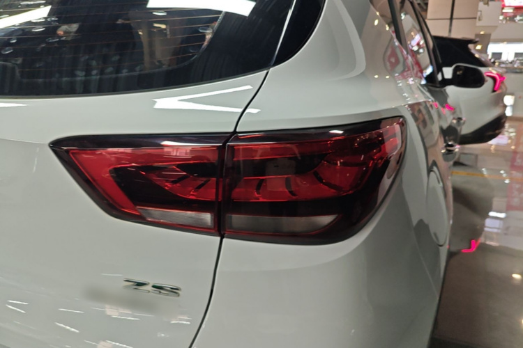 MG ZS 2020 #8 MG ZS 2020 car image #8