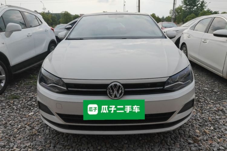 Volkswagen Polo 2020 car image #3