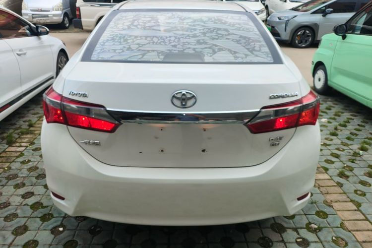 Toyota Corolla 2018 car image #6