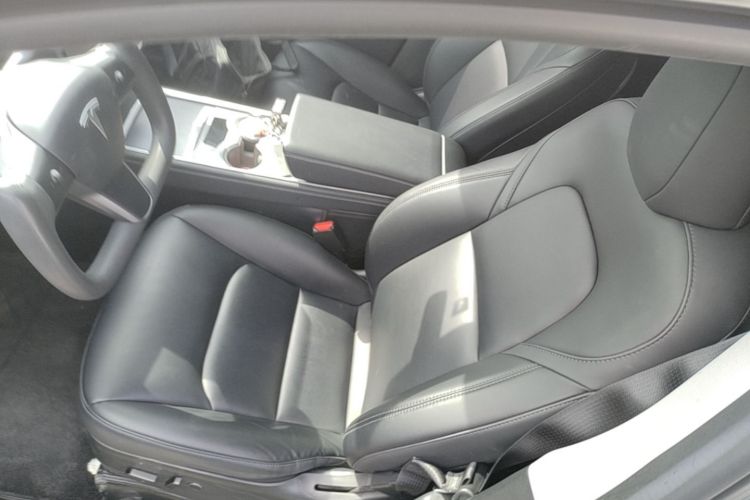 Tesla Model Y 2022 #15 Tesla Model Y 2022 car image #15