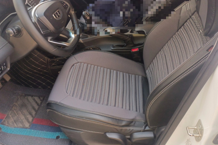 GEELY Emgrand 2019 car image #19