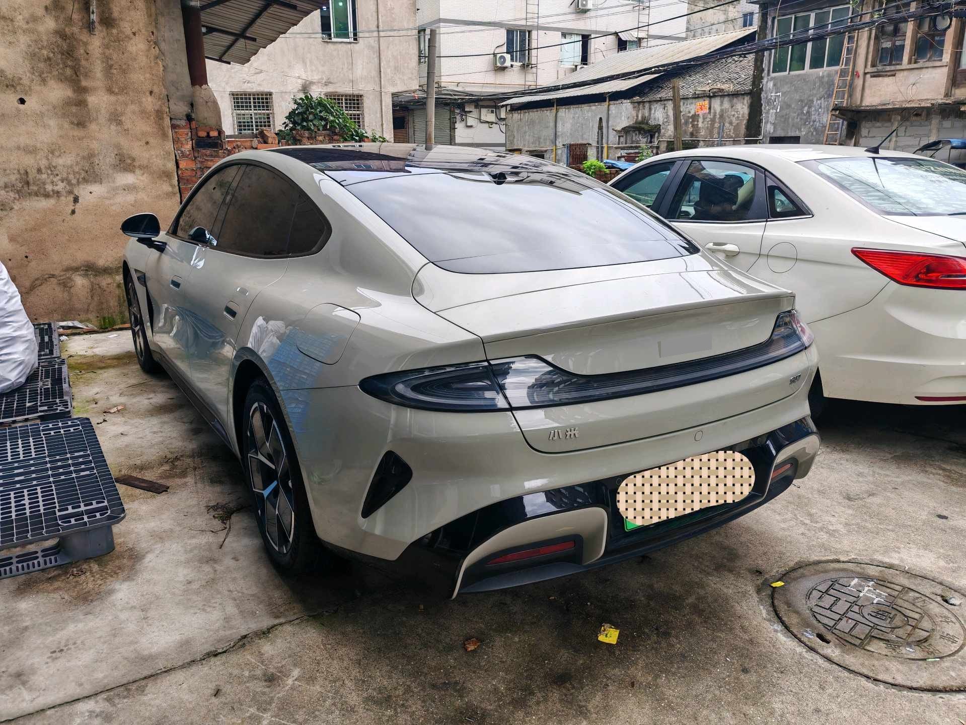 MI SU7 2025 car image #3