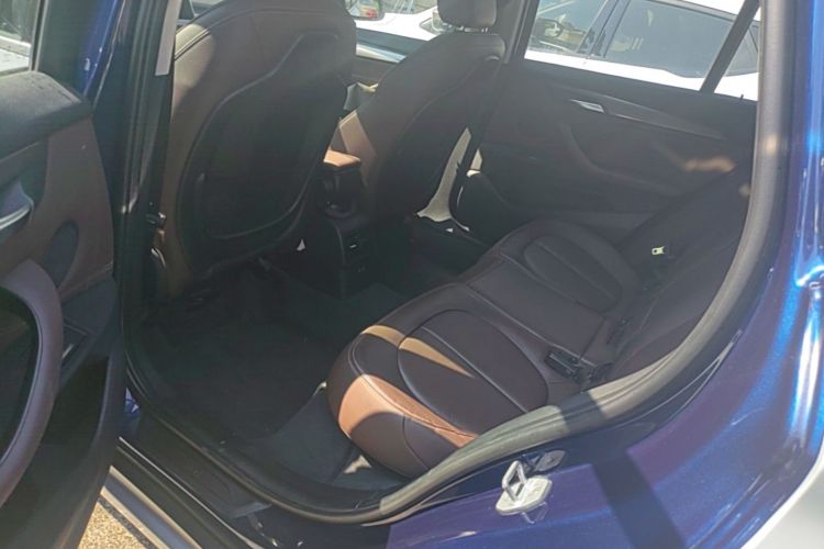 BMW X1 2019 #13 BMW X1 2019 car image #13