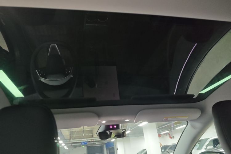 Tesla Model 3 2024 #18 Tesla Model 3 2024 car image #18