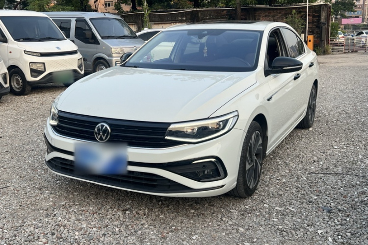 Volkswagen Bora 2023 car image #2