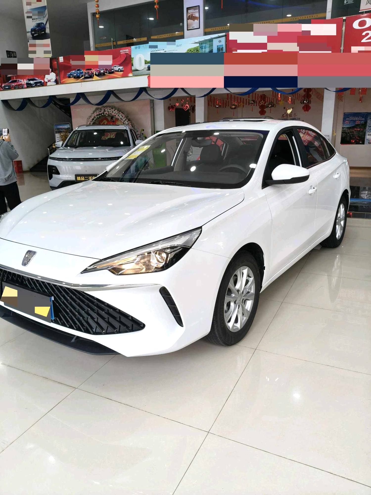 MG 5 2025 MG 5 2025 immagine di auto