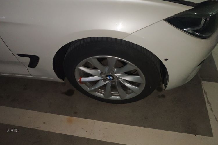 BMW 3 Series GT 2019 immagine di auto #9