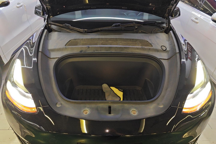 Tesla Model Y 2021 #22 Tesla Model Y 2021 car image #22