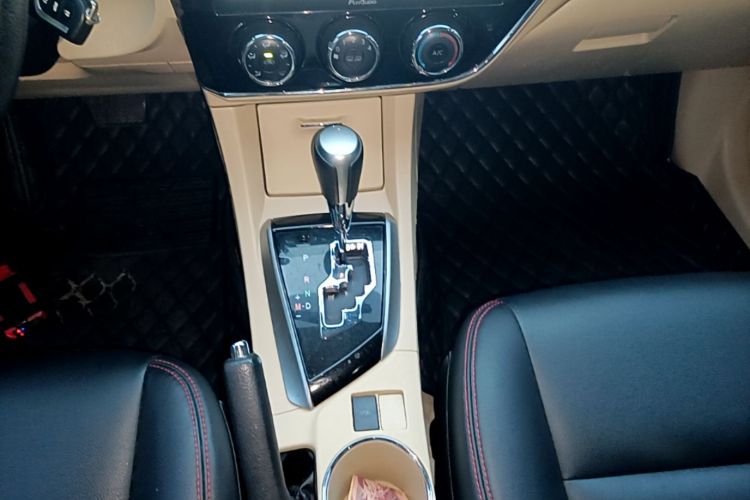 2015 #14 2015 car image #14
