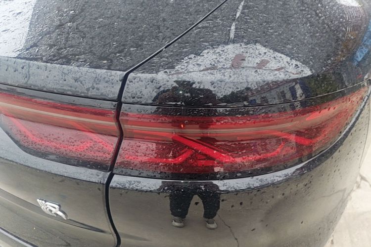 BYD Han 2024 car image #8